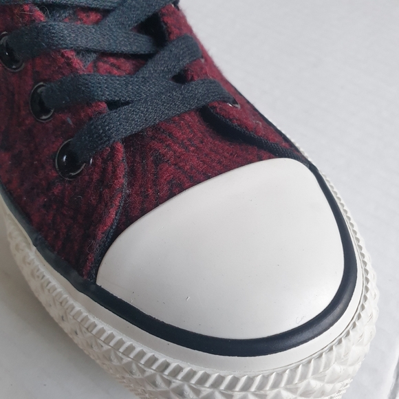 Converse Wm's Madison Low Top Sneakers w/ Black Suede & Chevron Burgundy Sz 7 - Picture 10 of 16